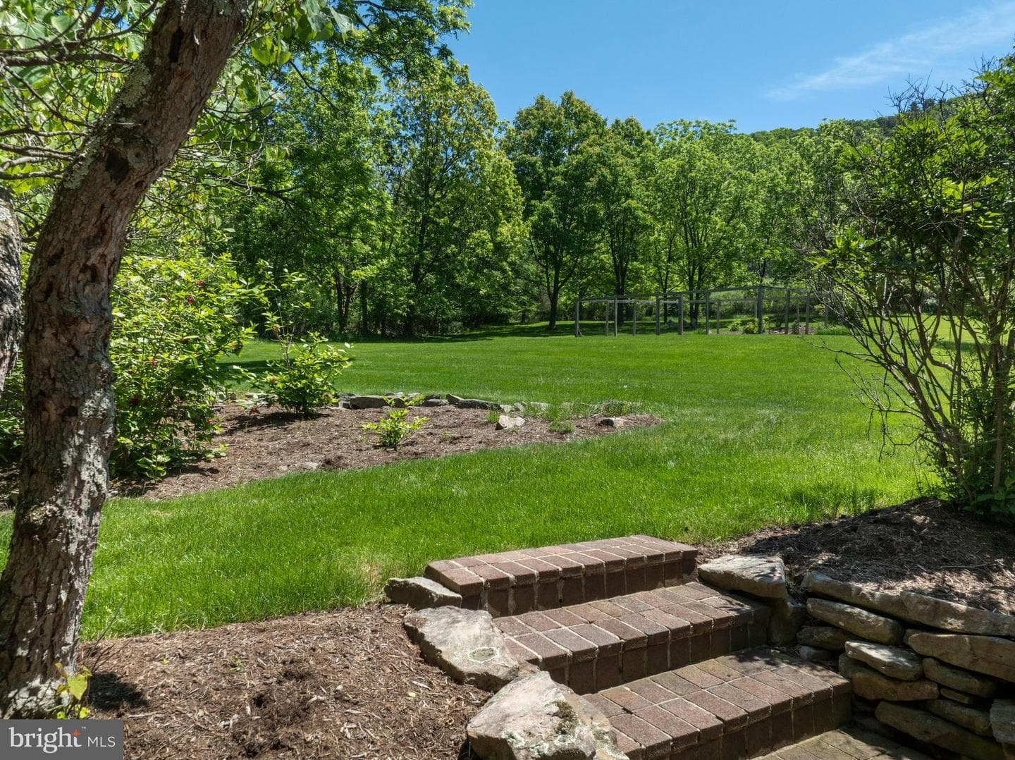 602 Windmill Road photo 10