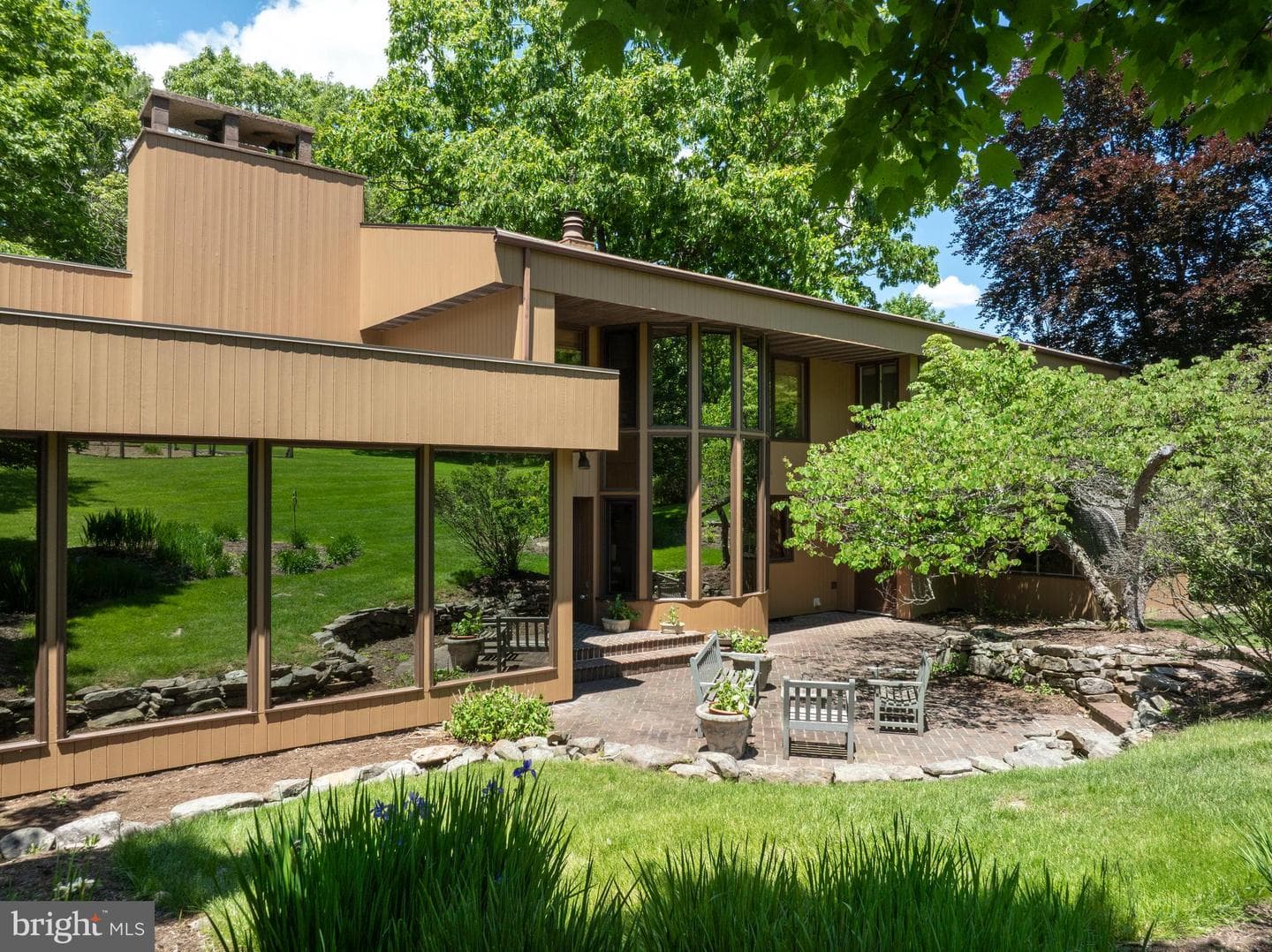 602 Windmill Road photo 4