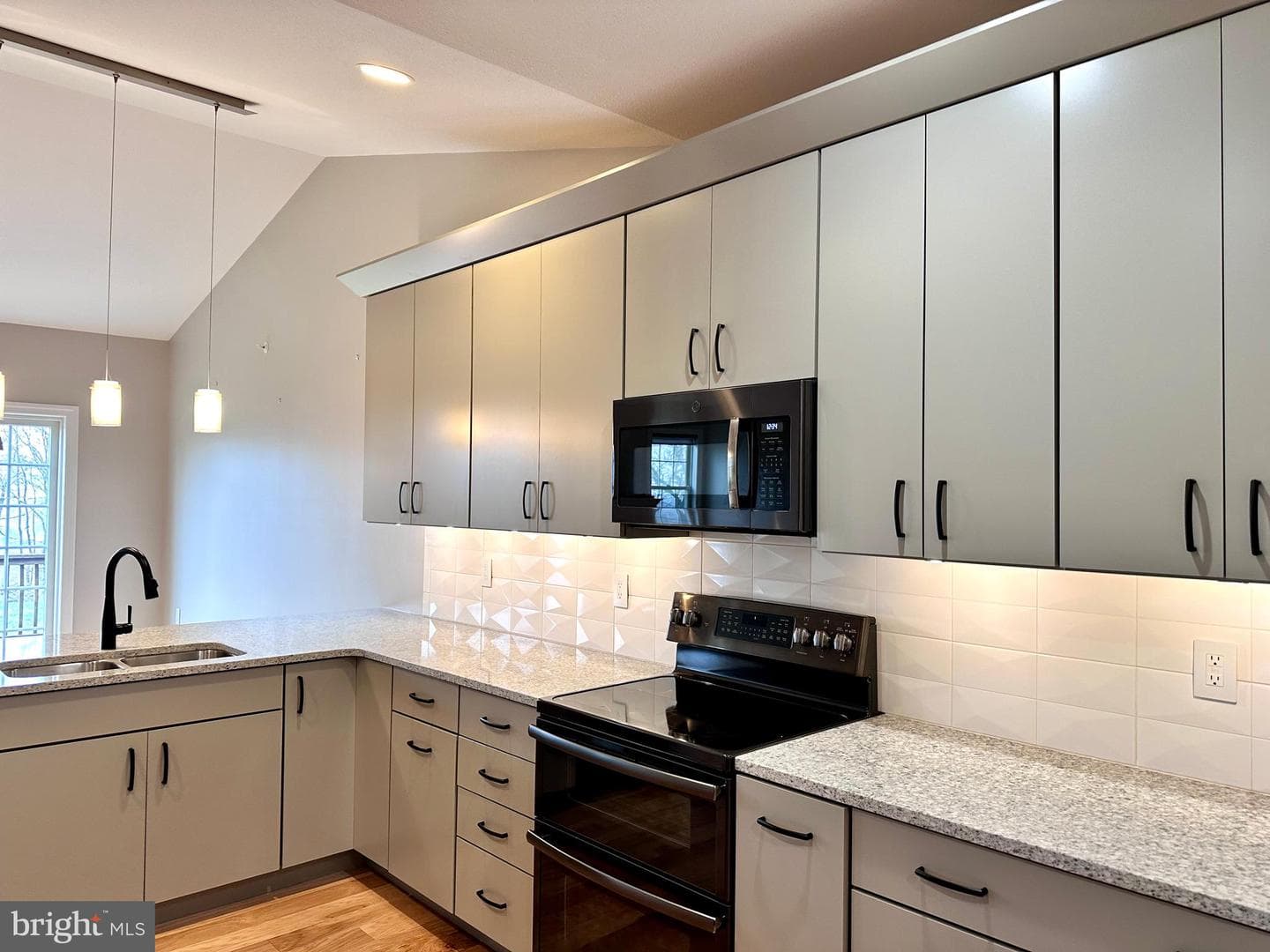 189 Bilberry Circle photo 16