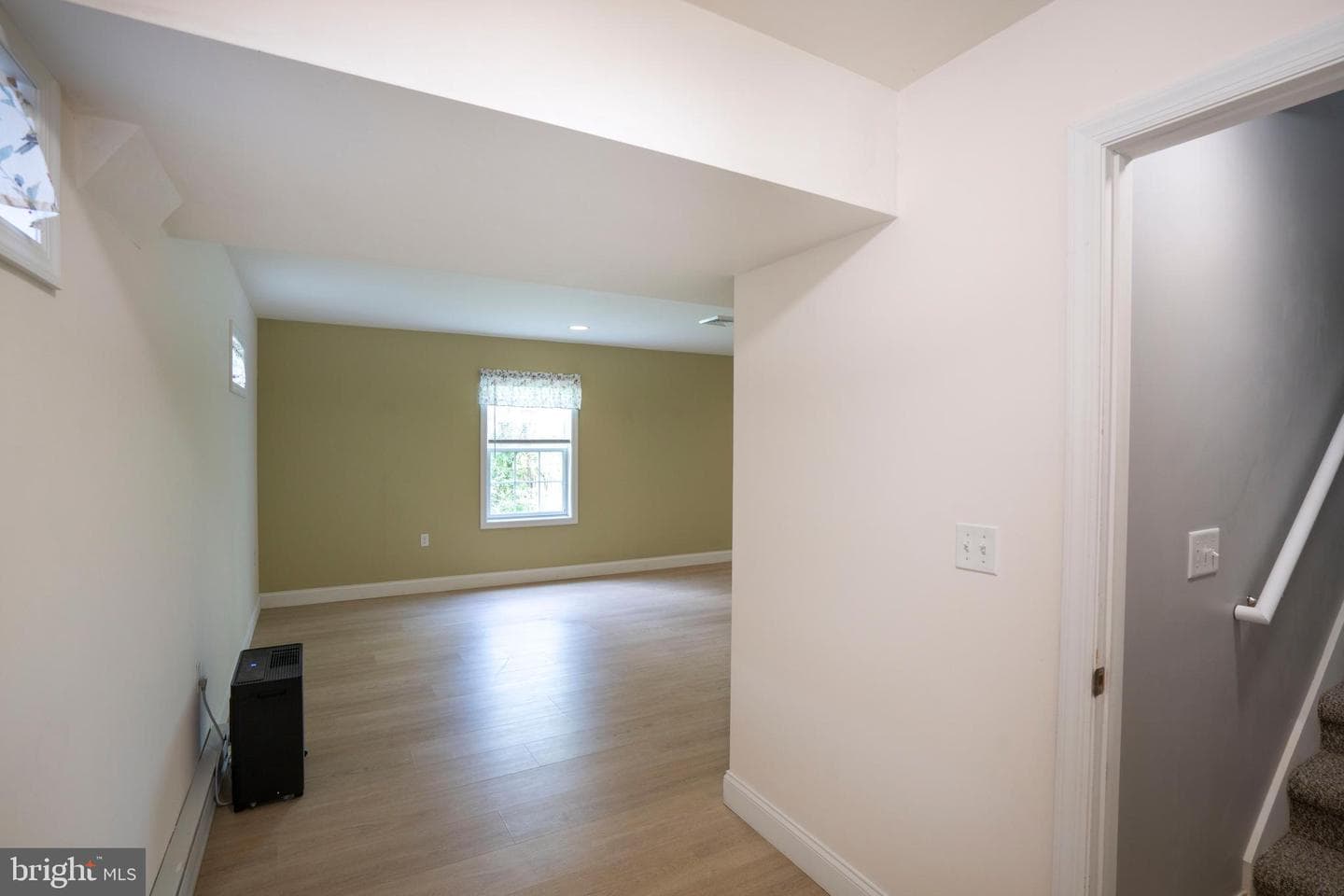 143 Jonathan Lane photo 36