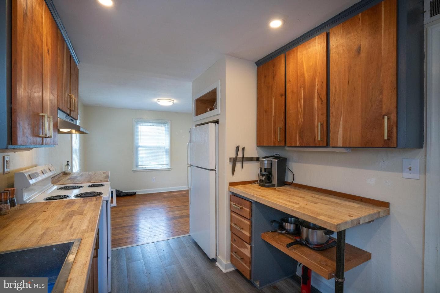 1113 S Allen Street photo 12