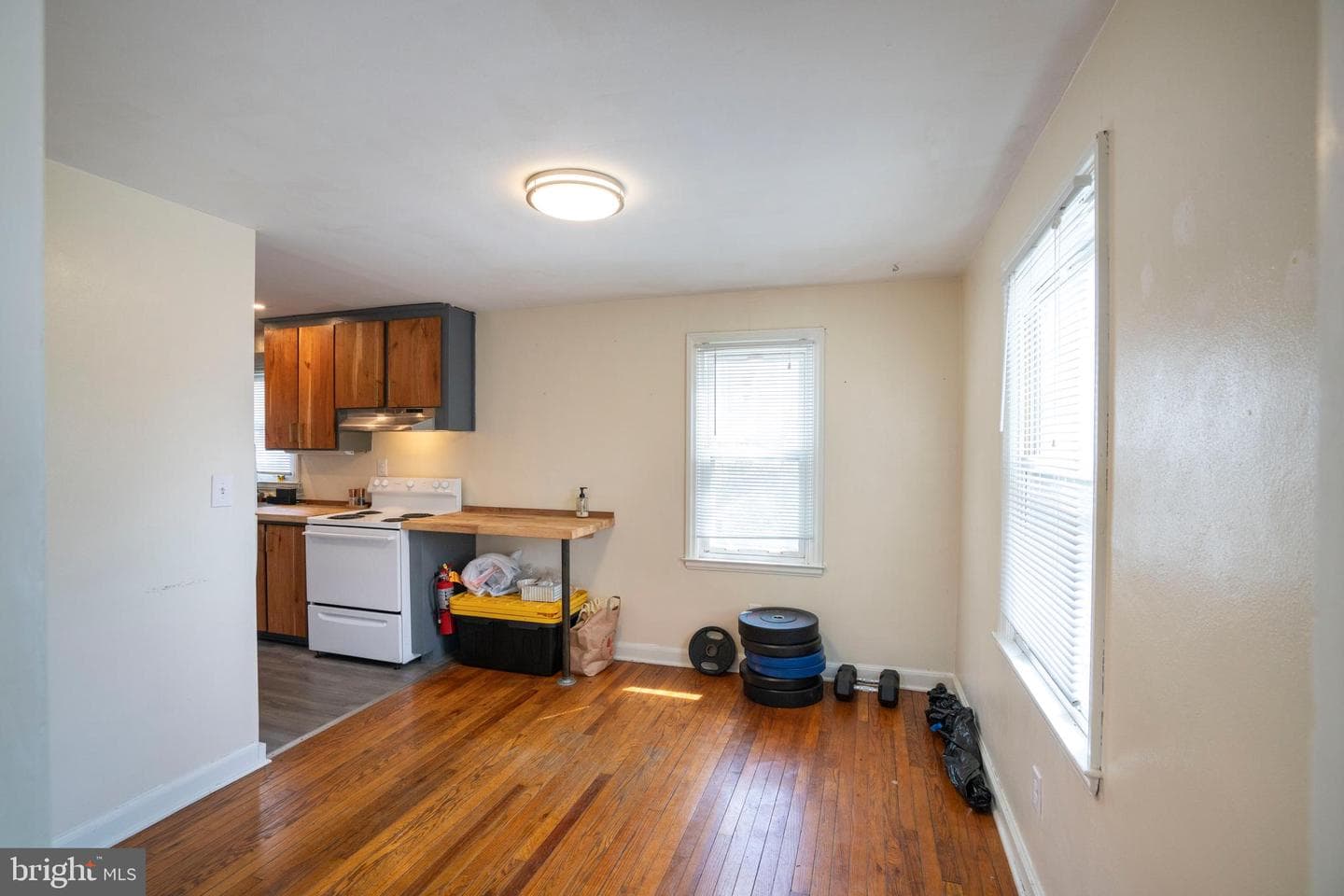 1113 S Allen Street photo 7