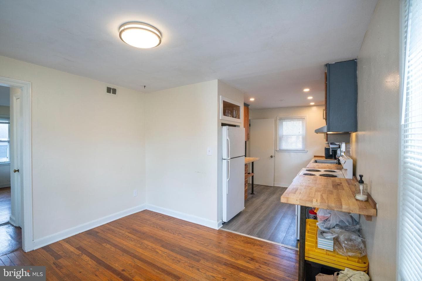 1113 S Allen Street photo 8