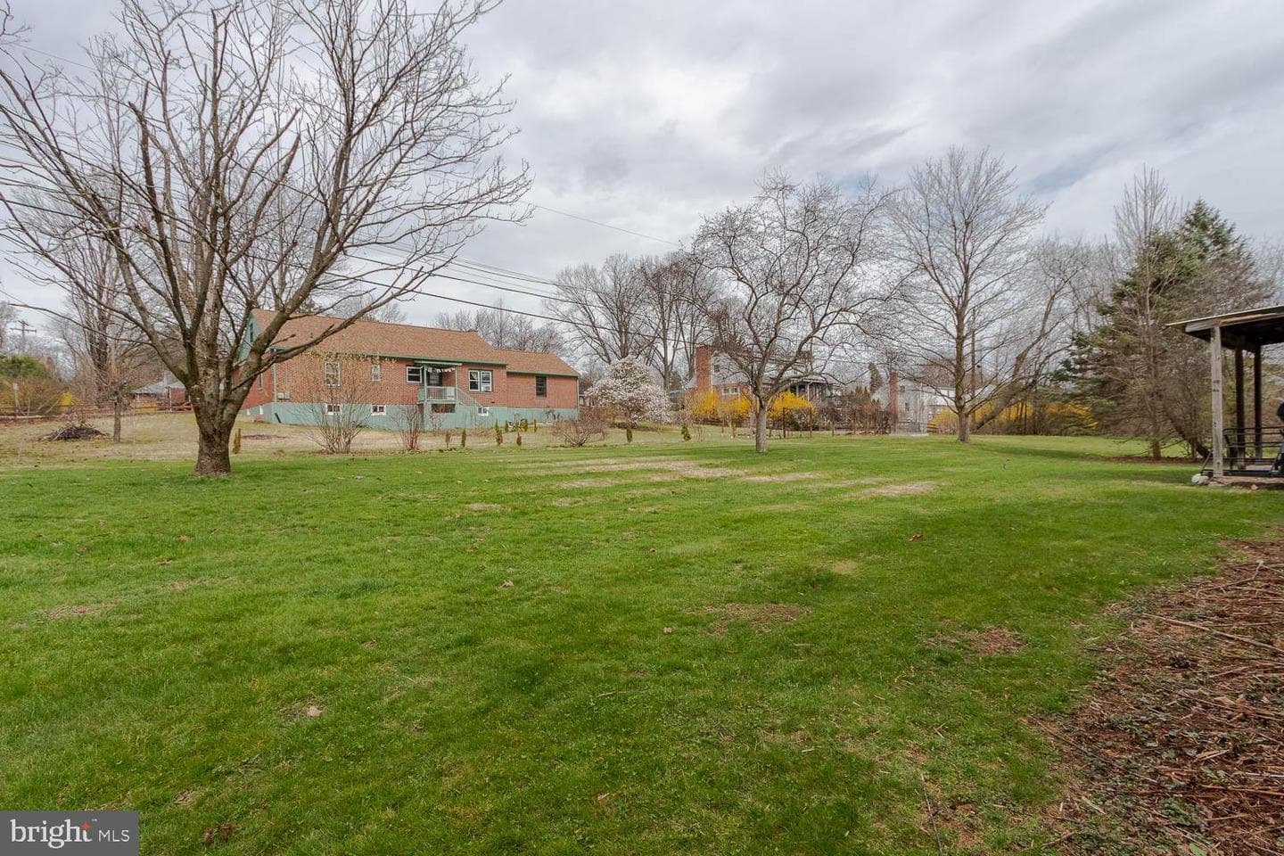 435-437 Easterly Parkway photo 29