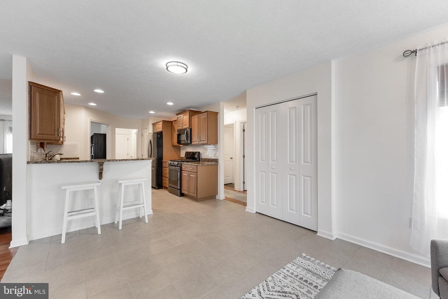143 Shady Hollow Drive photo 14