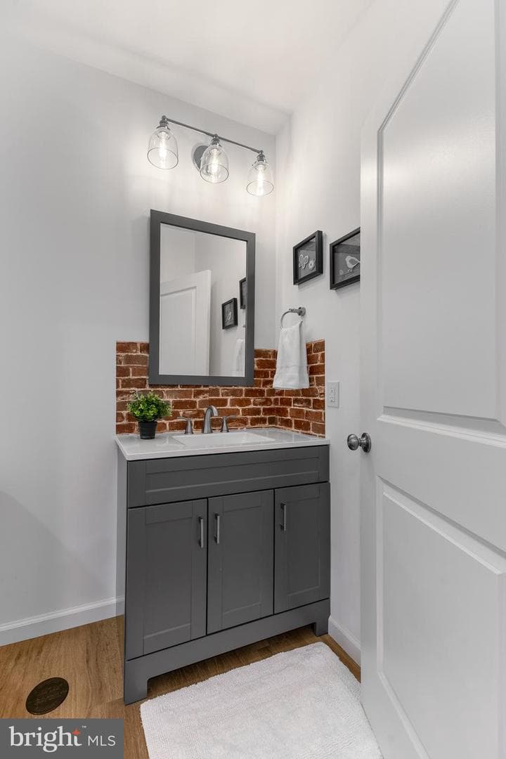 143 Shady Hollow Drive photo 29