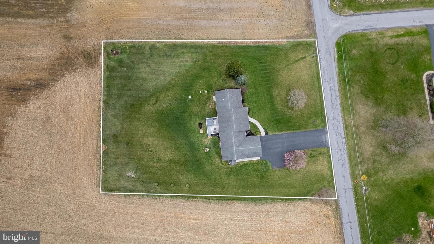 117 Houtz Lane photo 40