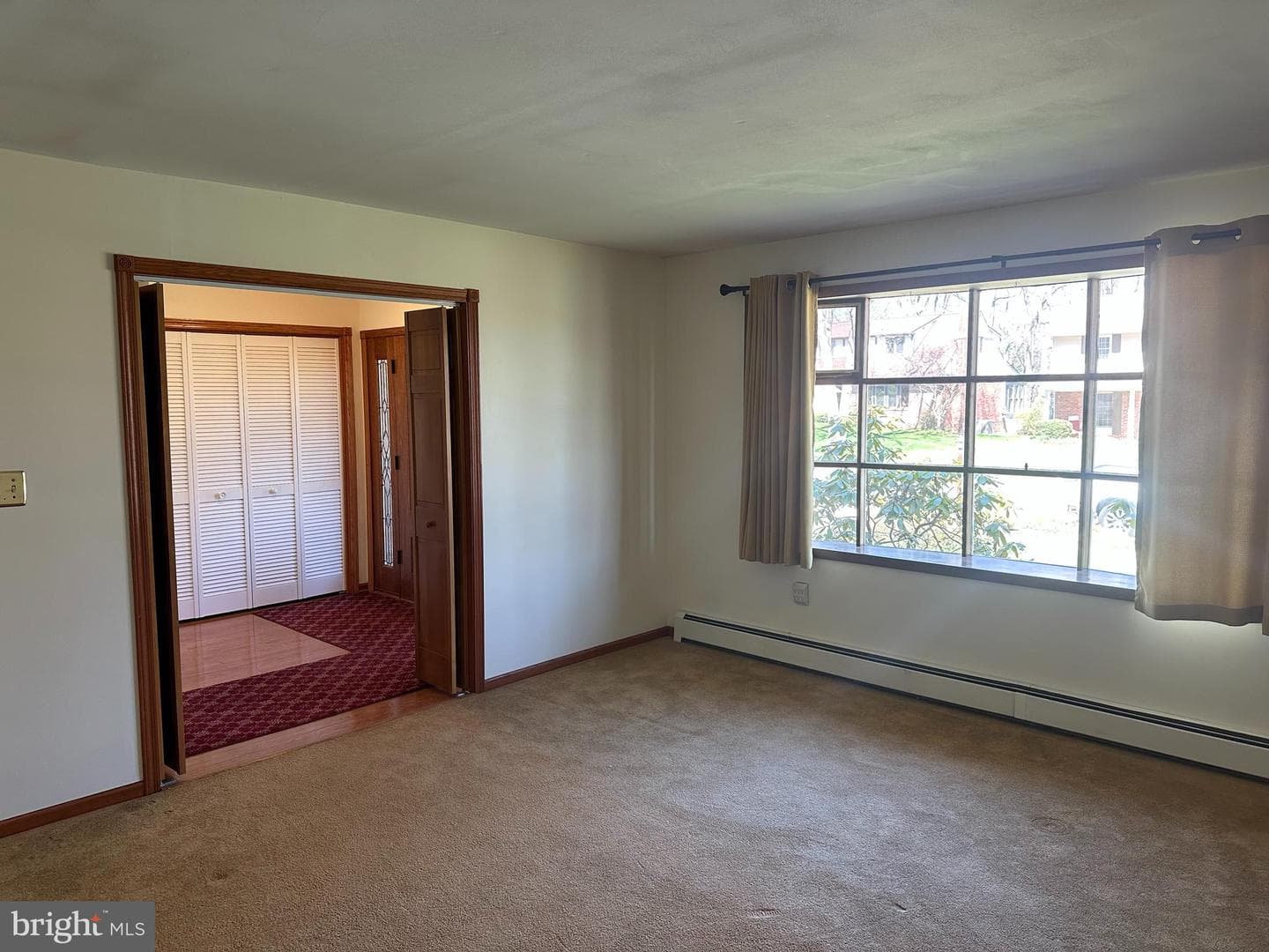 618 Berkshire Dr. photo 13