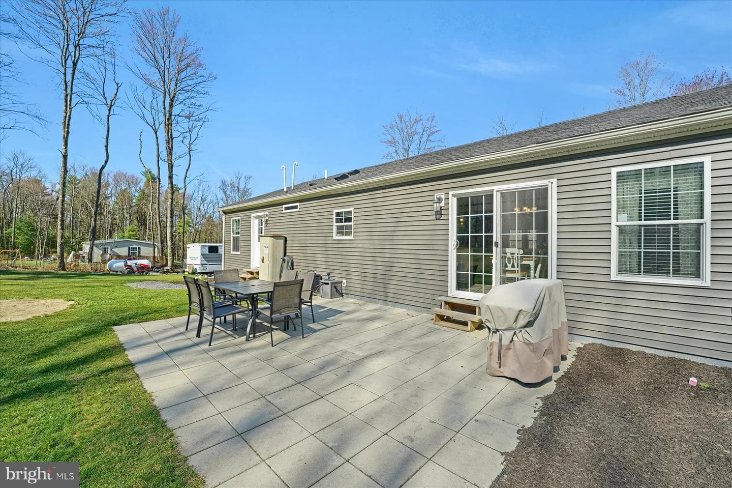 852 Spruce Road photo 37