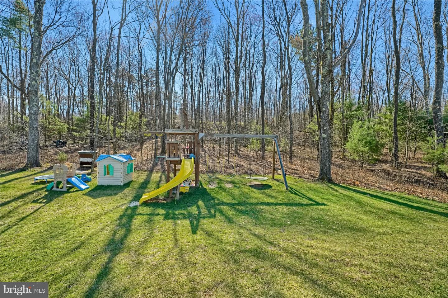 852 Spruce Road photo 41