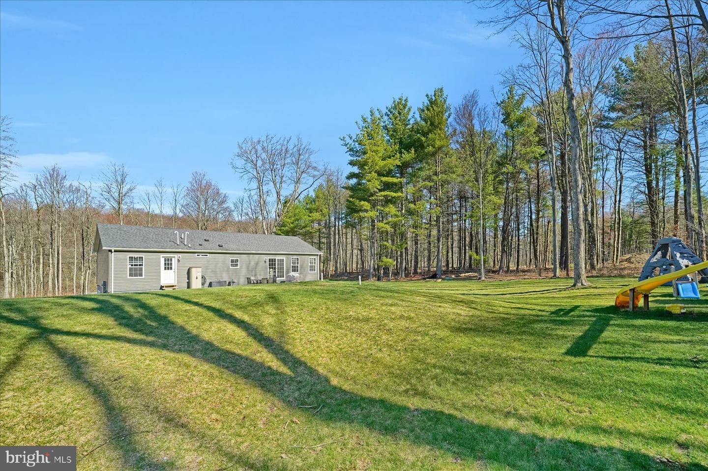 852 Spruce Road photo 42
