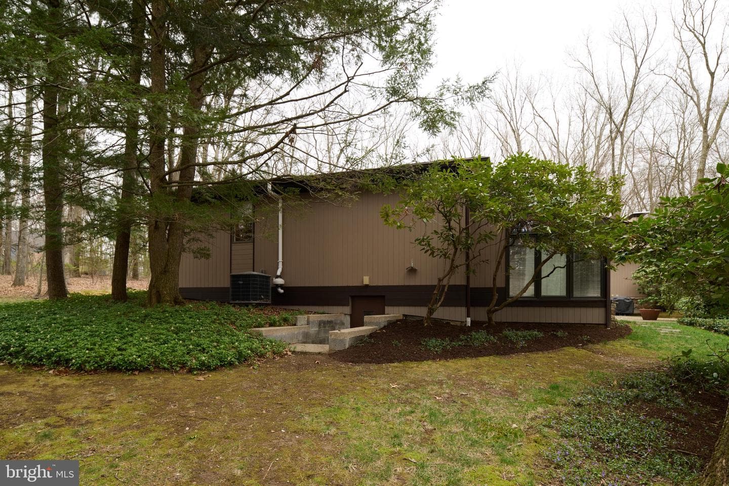 576 E Shadow Lane photo 93