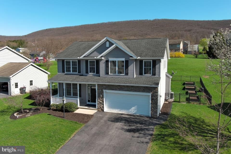 141 Matilda Avenue photo 36