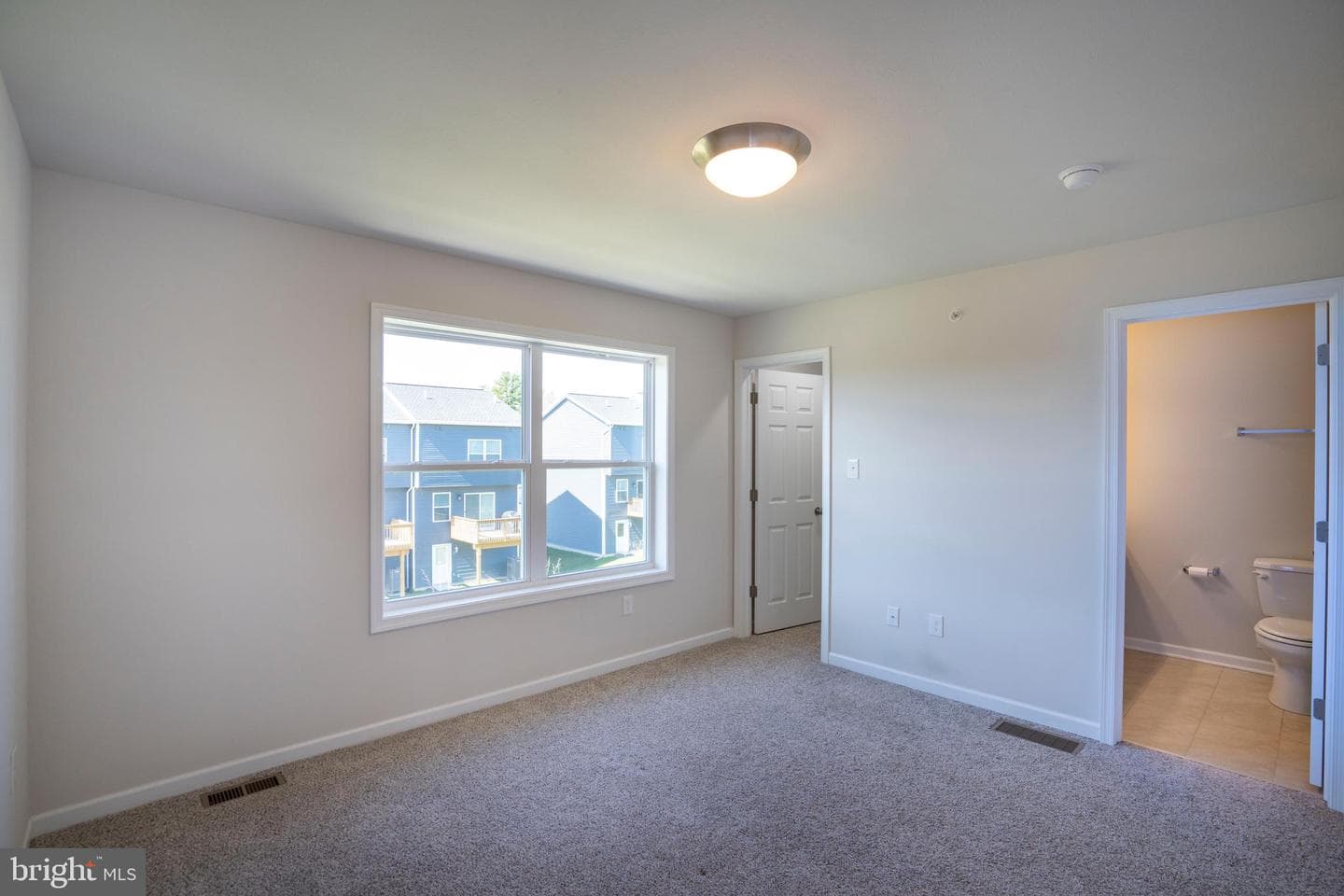 114 Veery Way photo 21