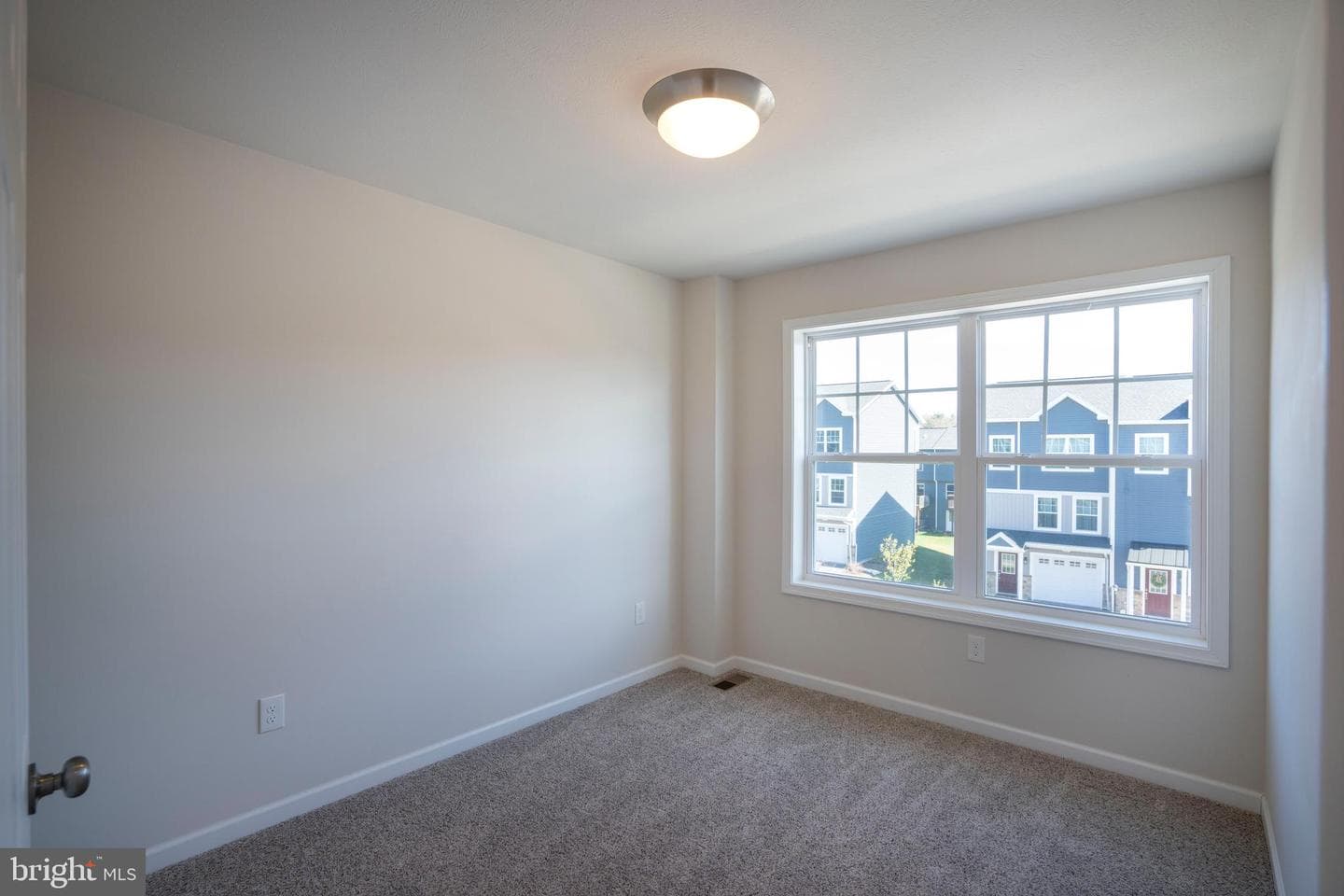 114 Veery Way photo 29