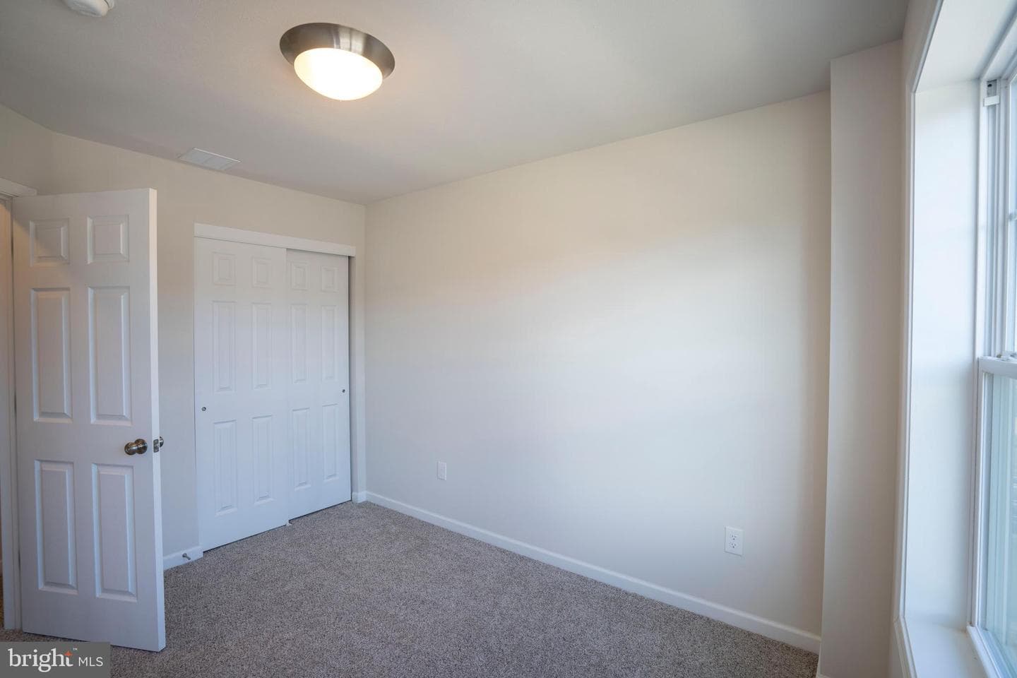 114 Veery Way photo 30
