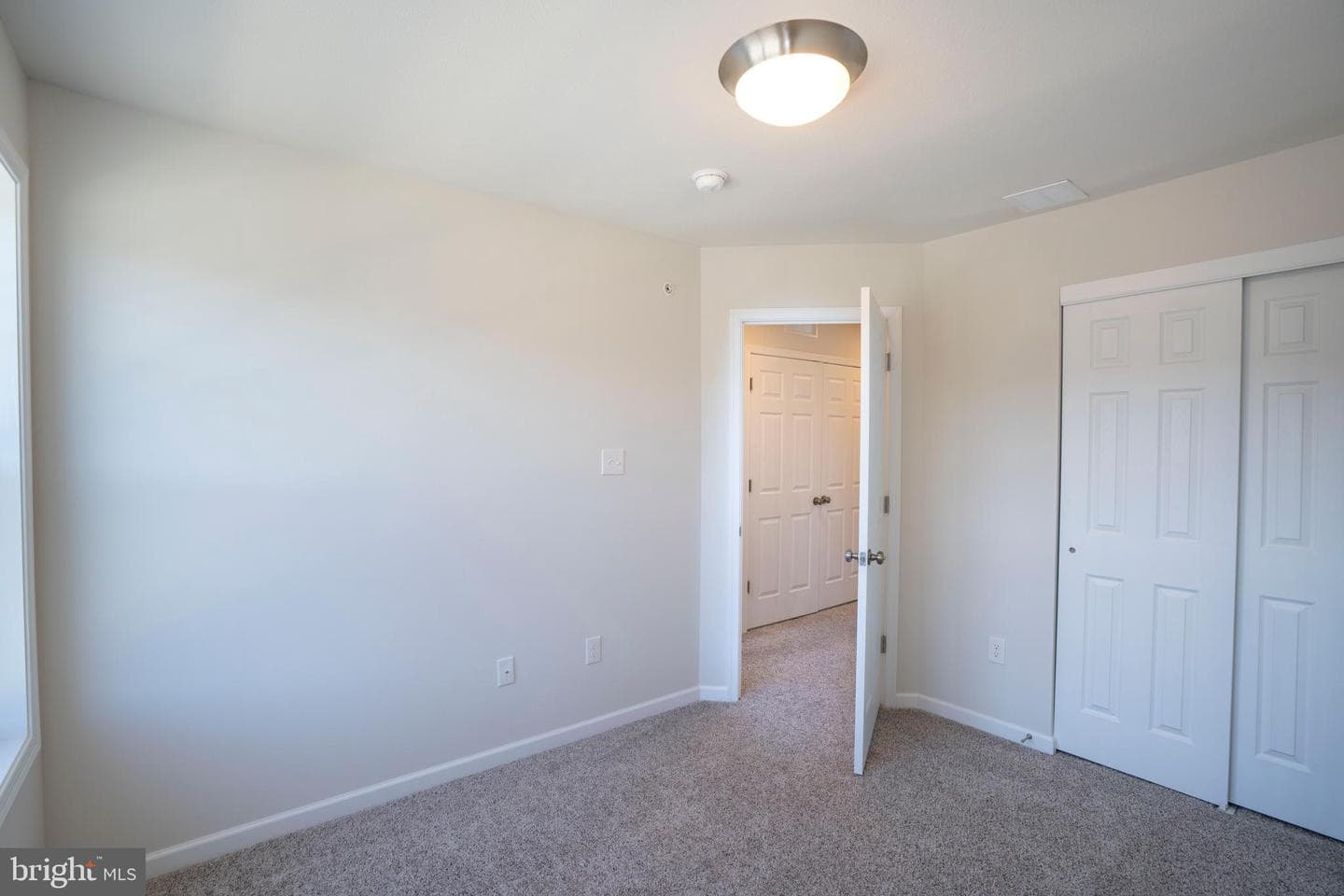 114 Veery Way photo 31