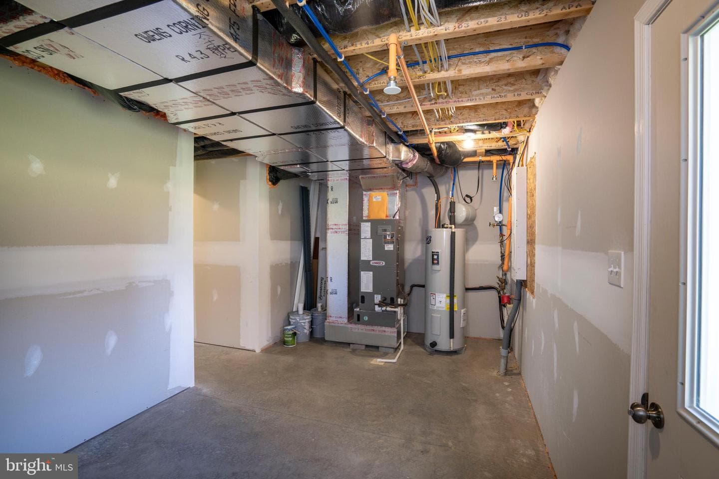 114 Veery Way photo 38