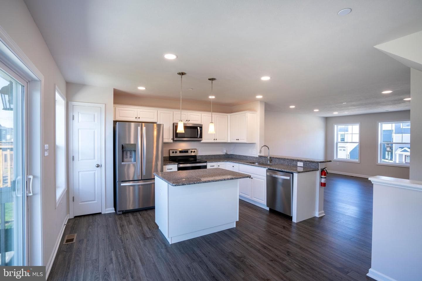 114 Veery Way photo 8