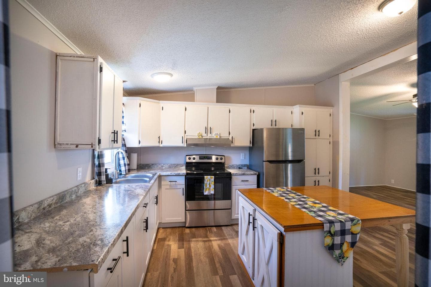 282 Circle Road photo 8