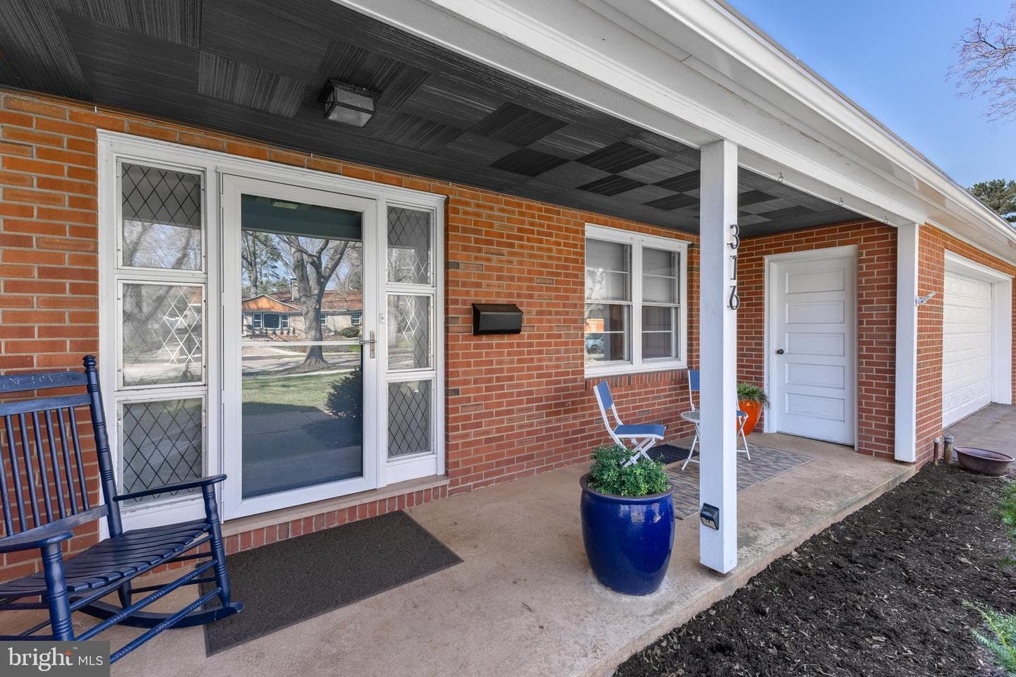 316 Homan Avenue photo 3