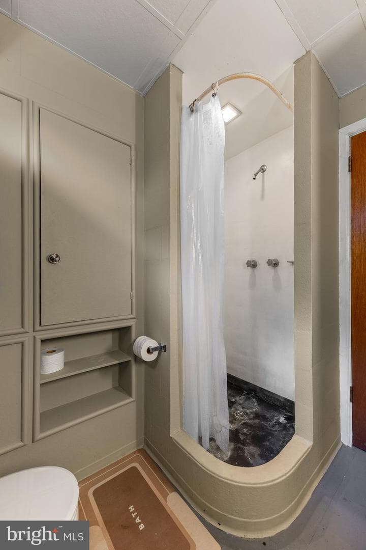 316 Homan Avenue photo 37
