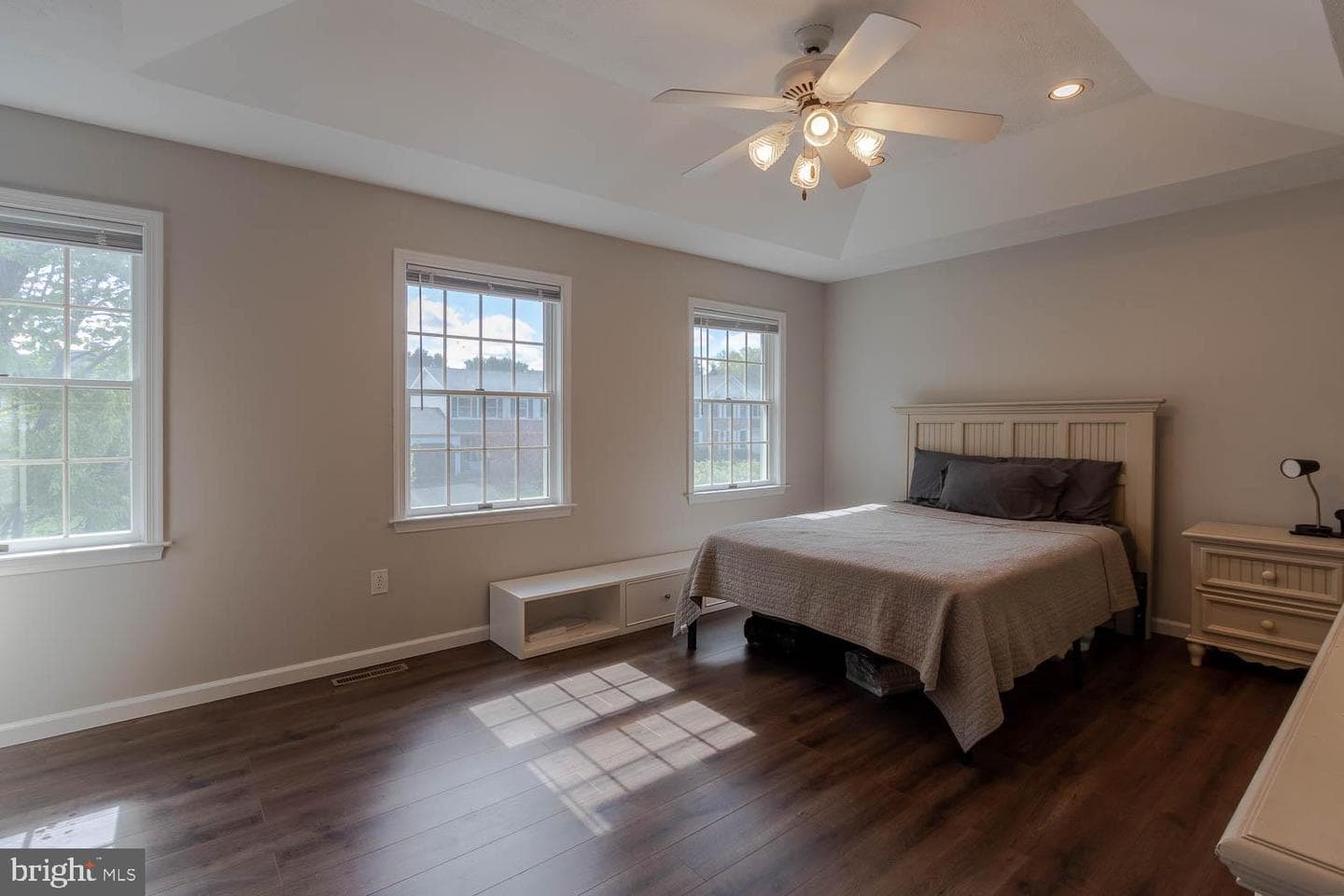 1743 James Avenue photo 20