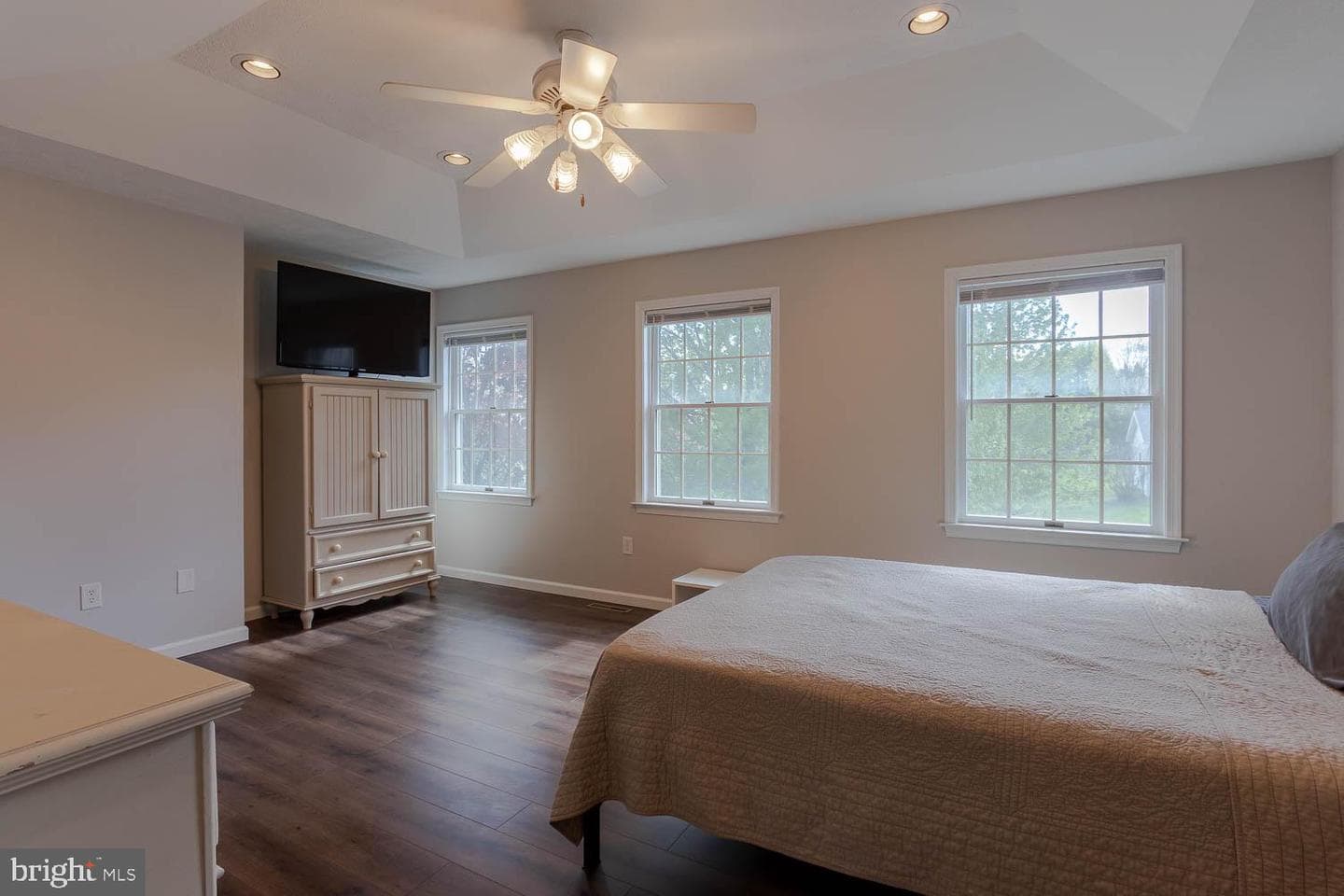 1743 James Avenue photo 22