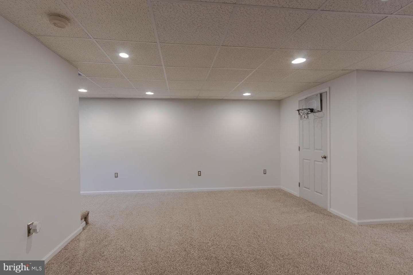 1743 James Avenue photo 34