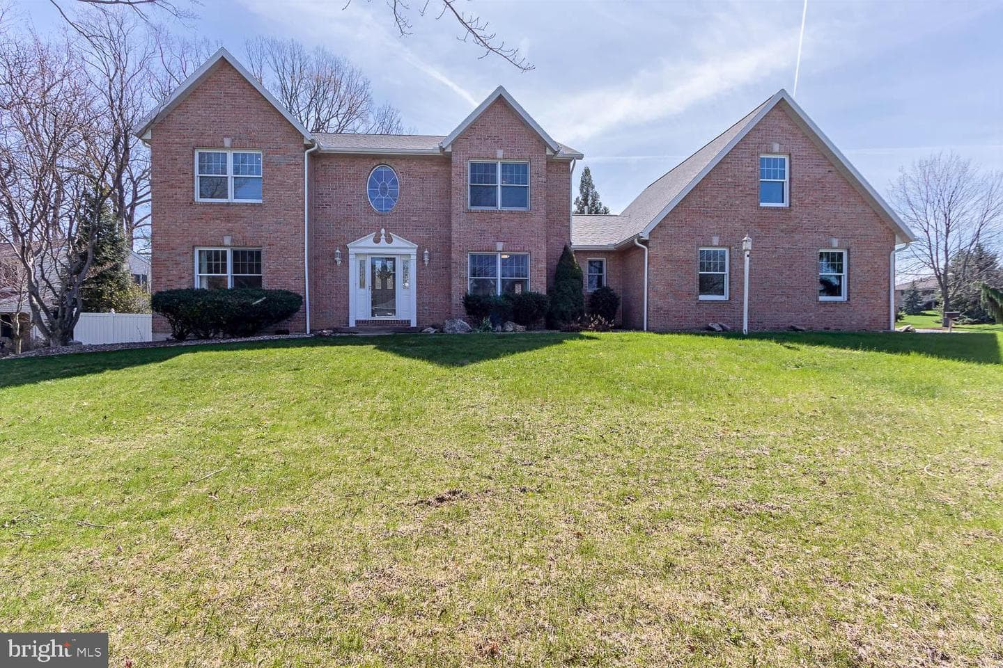 117 Oak Pointe Circle photo 3