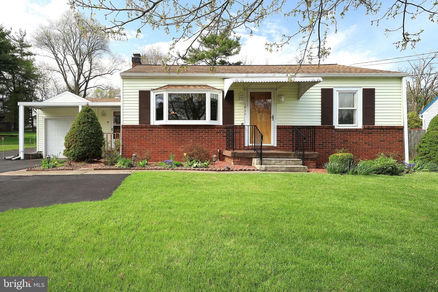 1811 E Branch Road