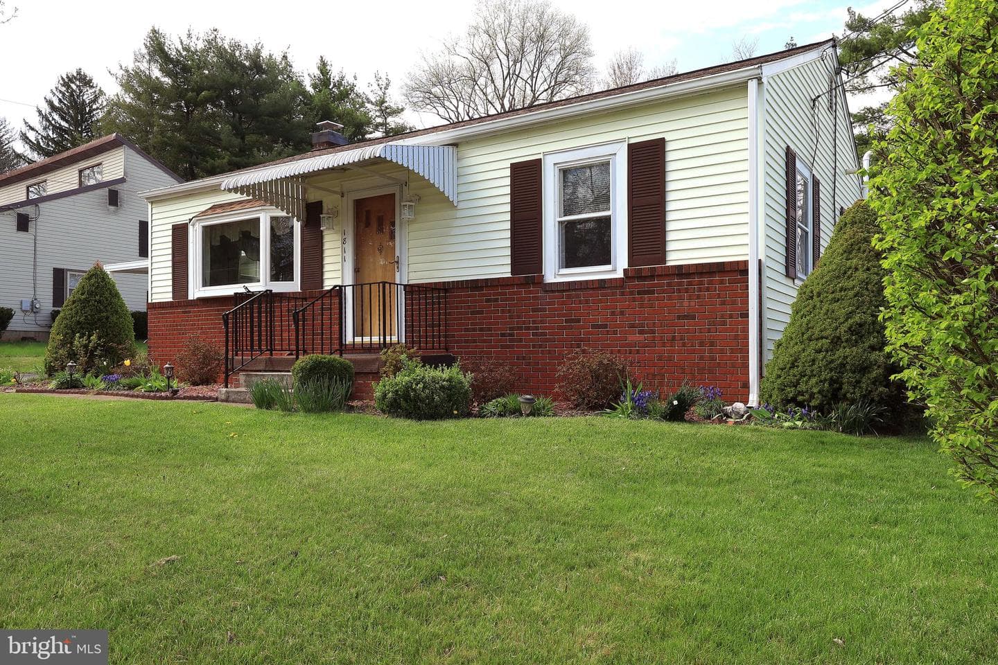 1811 E Branch Road photo 2