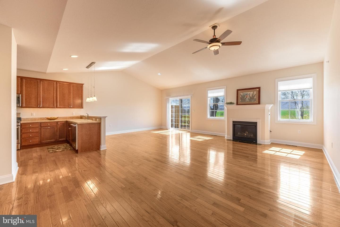 216 Rosewood Cove photo 8