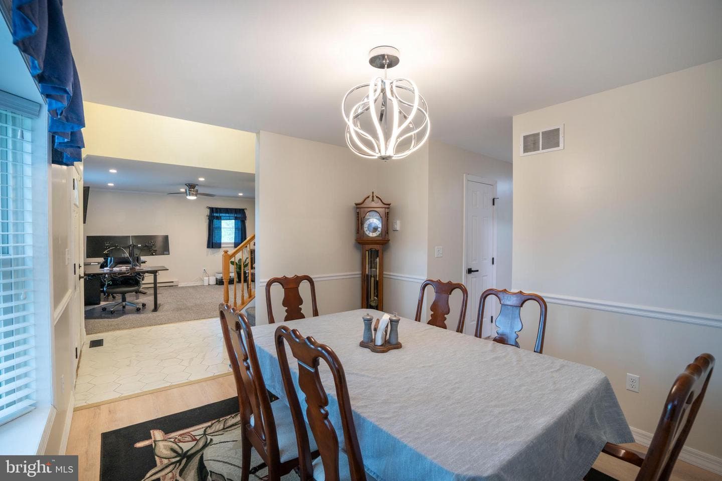 211 Baldwin Street photo 10