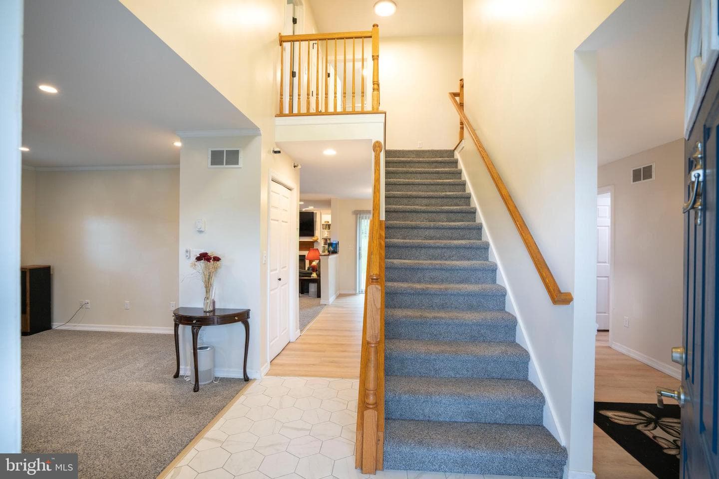 211 Baldwin Street photo 4