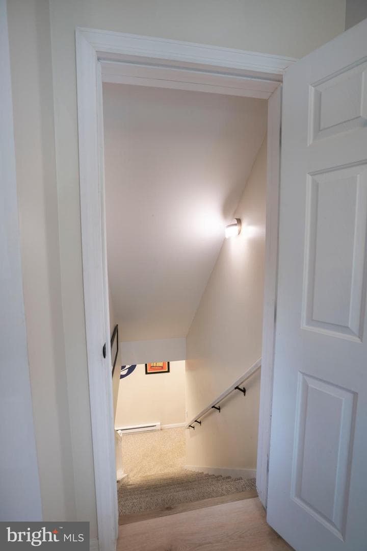 211 Baldwin Street photo 46