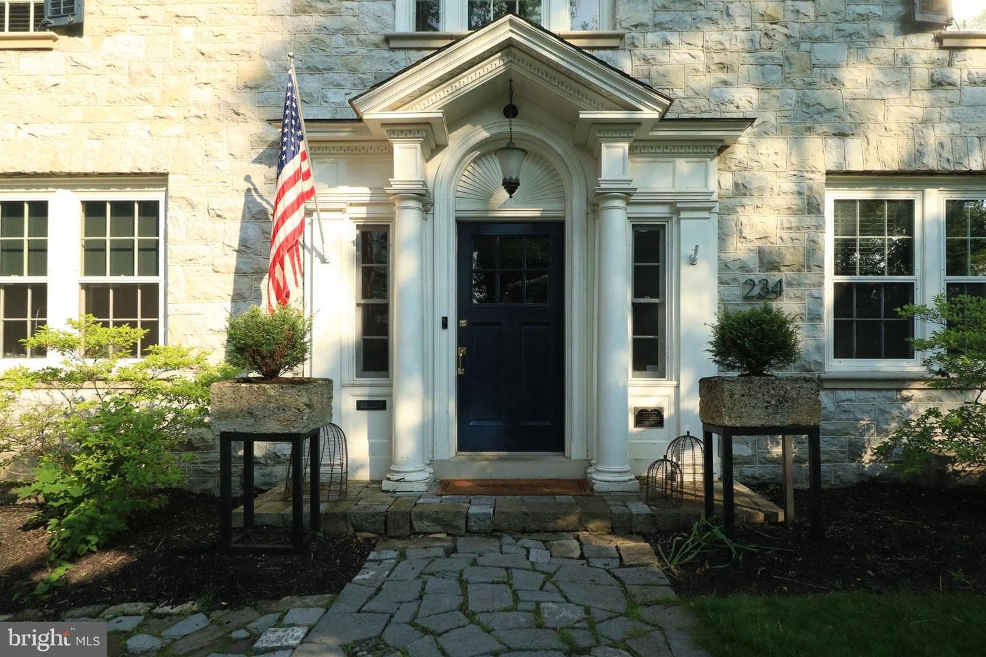 234 W Fairmount Avenue photo 4