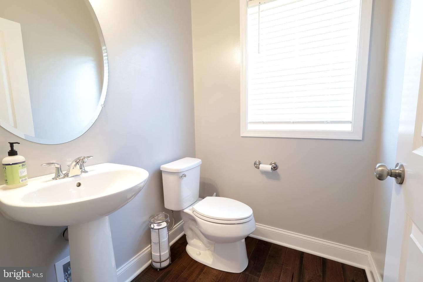 113 Aeropointe Lane photo 24
