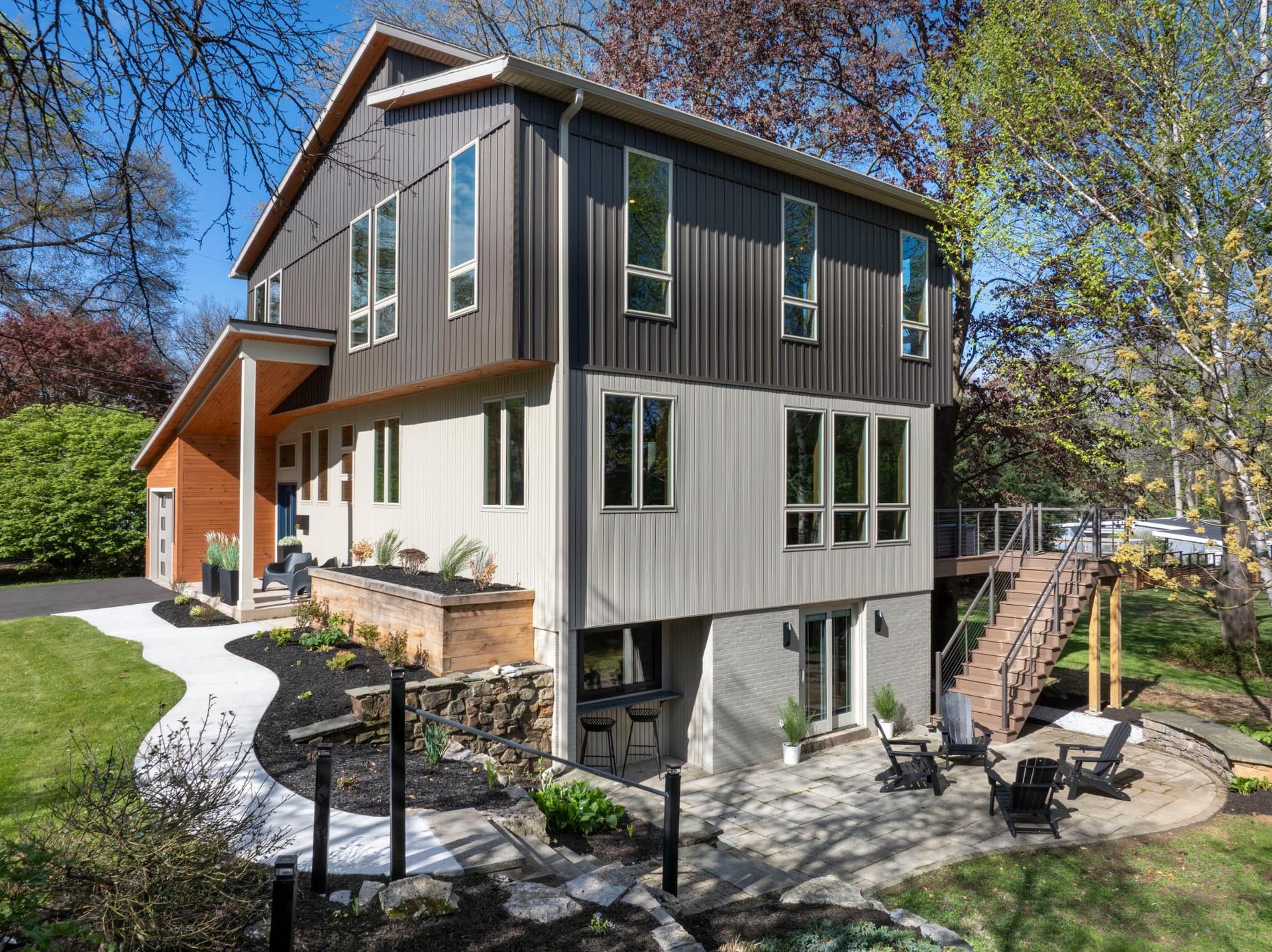 435 Ferguson Avenue photo 2