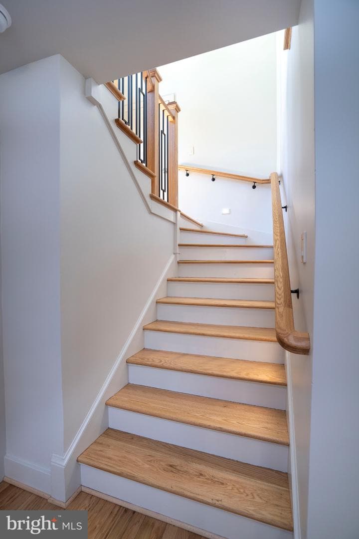 435 Ferguson Avenue photo 24