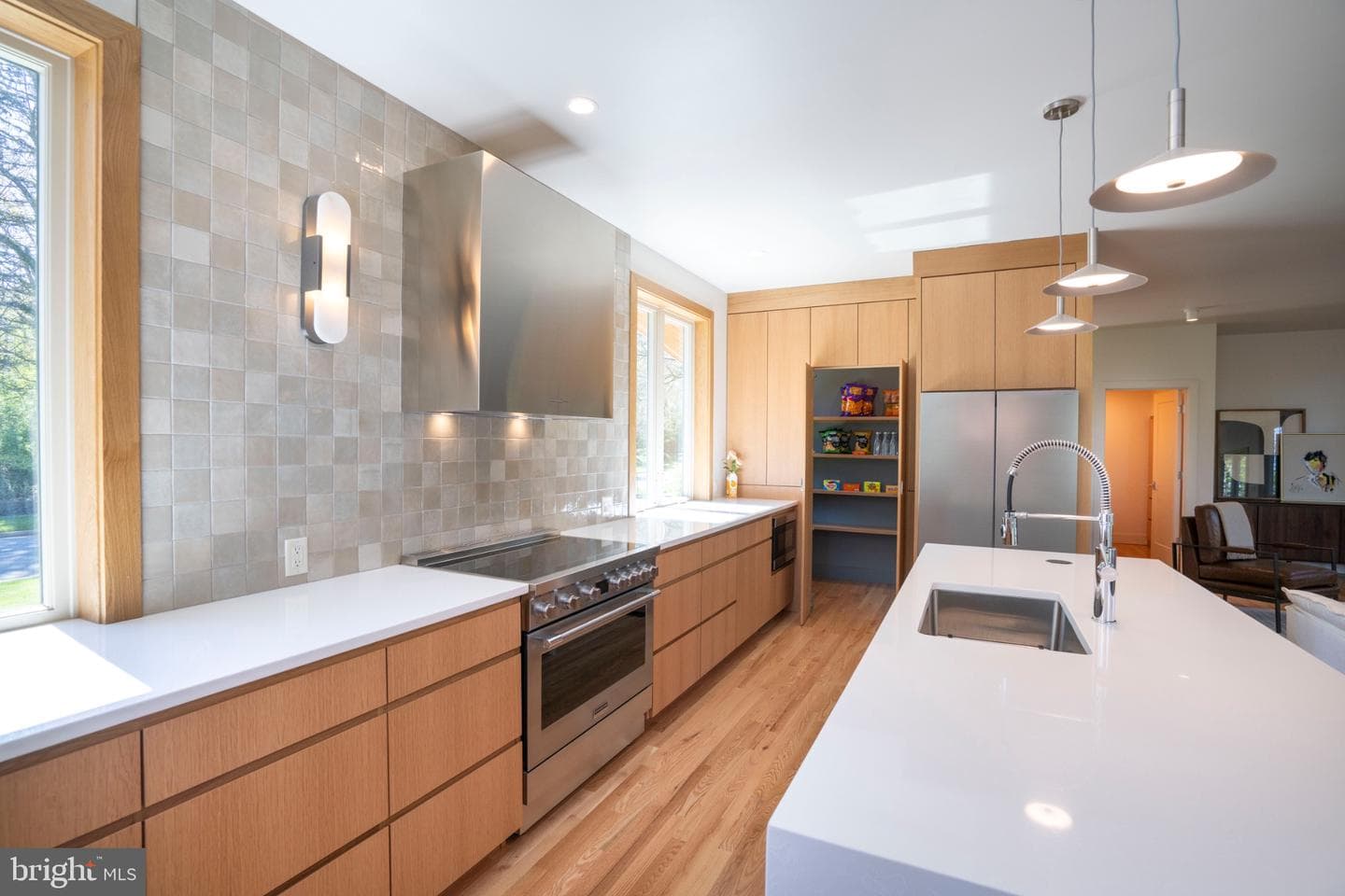435 Ferguson Avenue photo 9