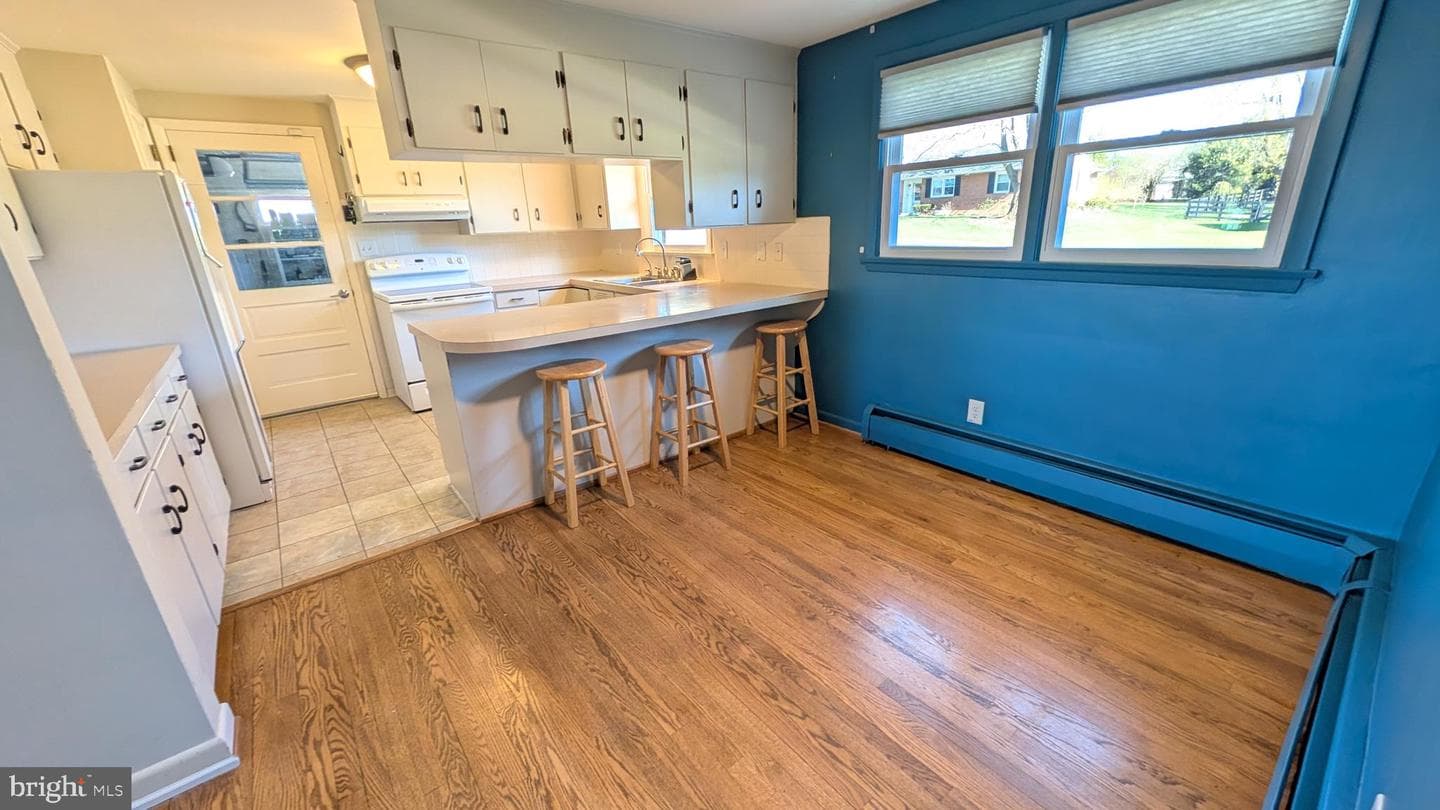 221 Ellen Avenue photo 9