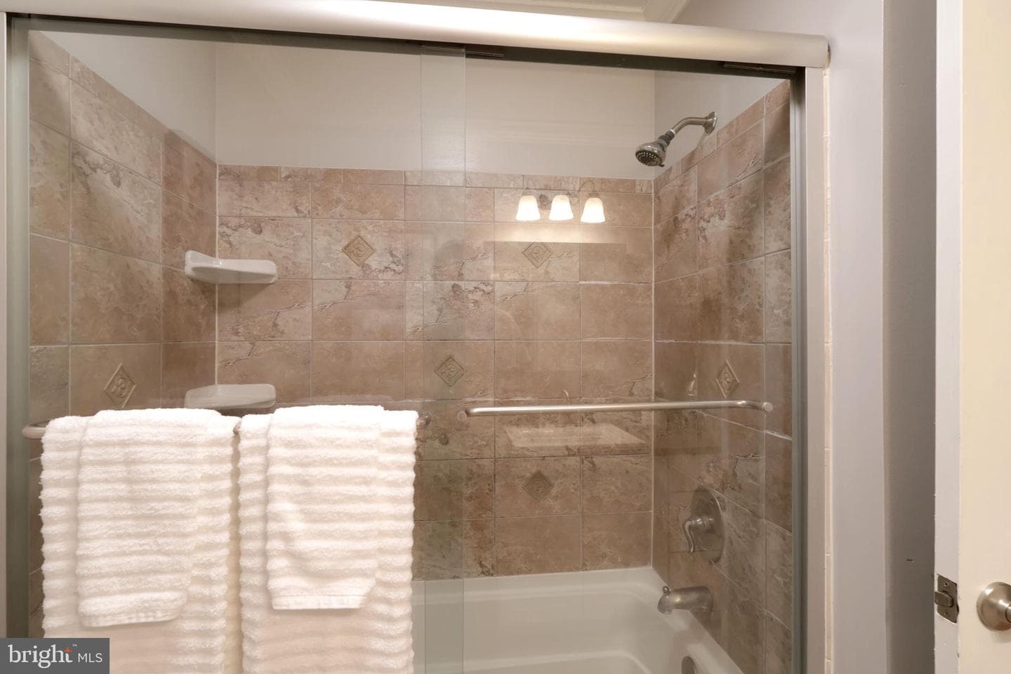 915 Bayberry Drive photo 21