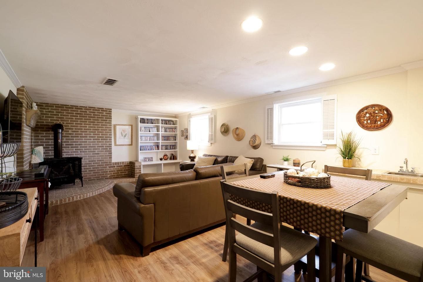 915 Bayberry Drive photo 28