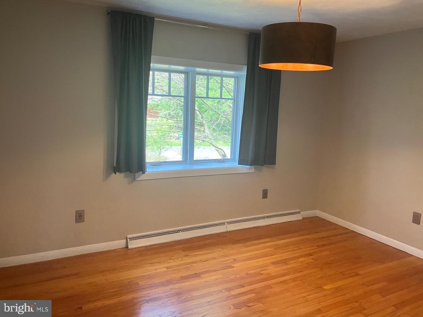 940 Outer Drive photo 15