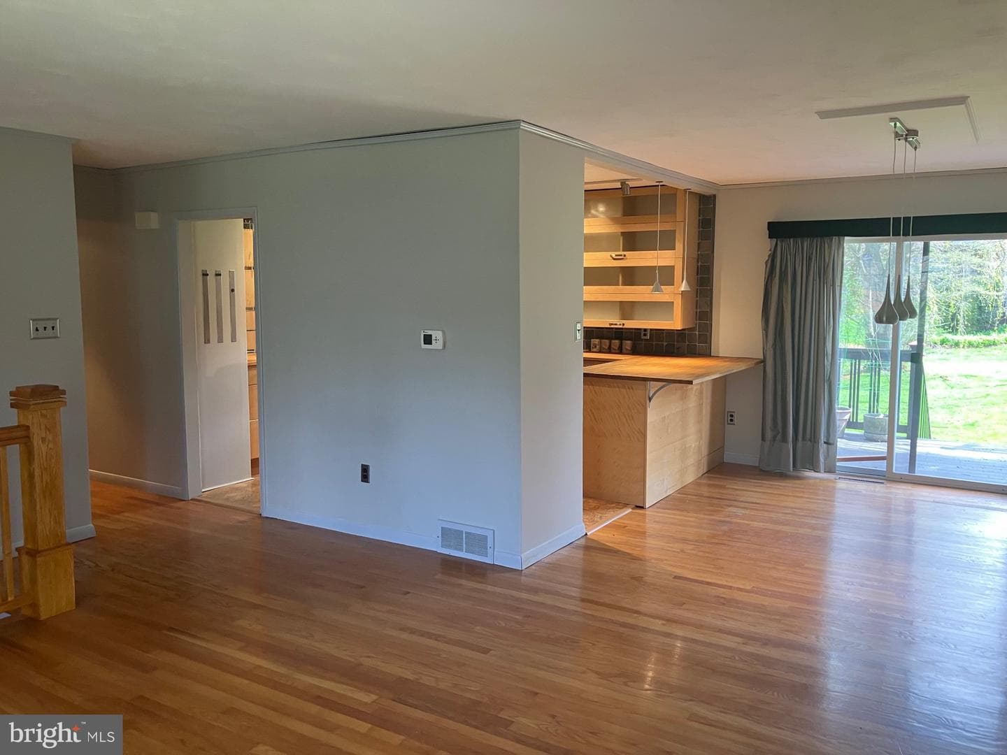 940 Outer Drive photo 8