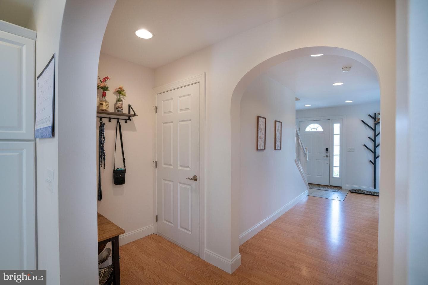138 Jonathan Lane photo 17