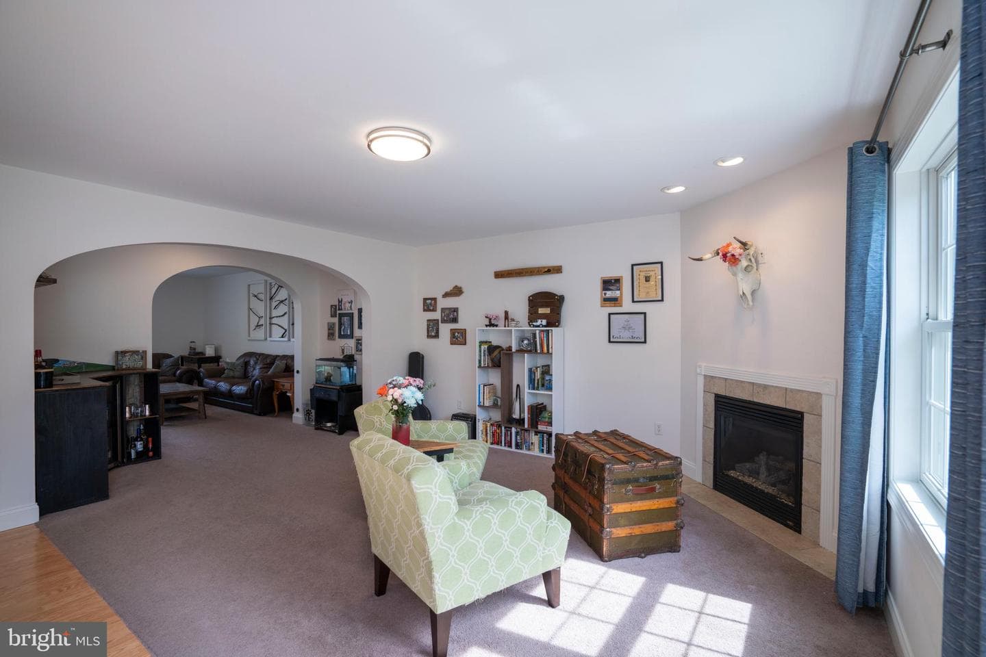 138 Jonathan Lane photo 3