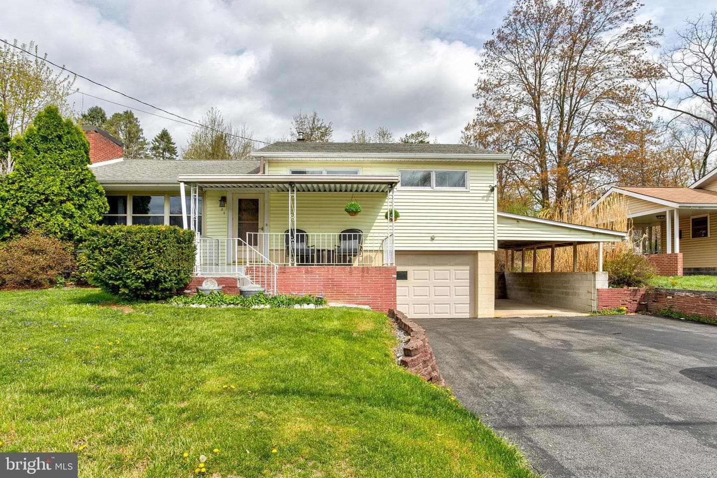321 Kimport Avenue photo 2