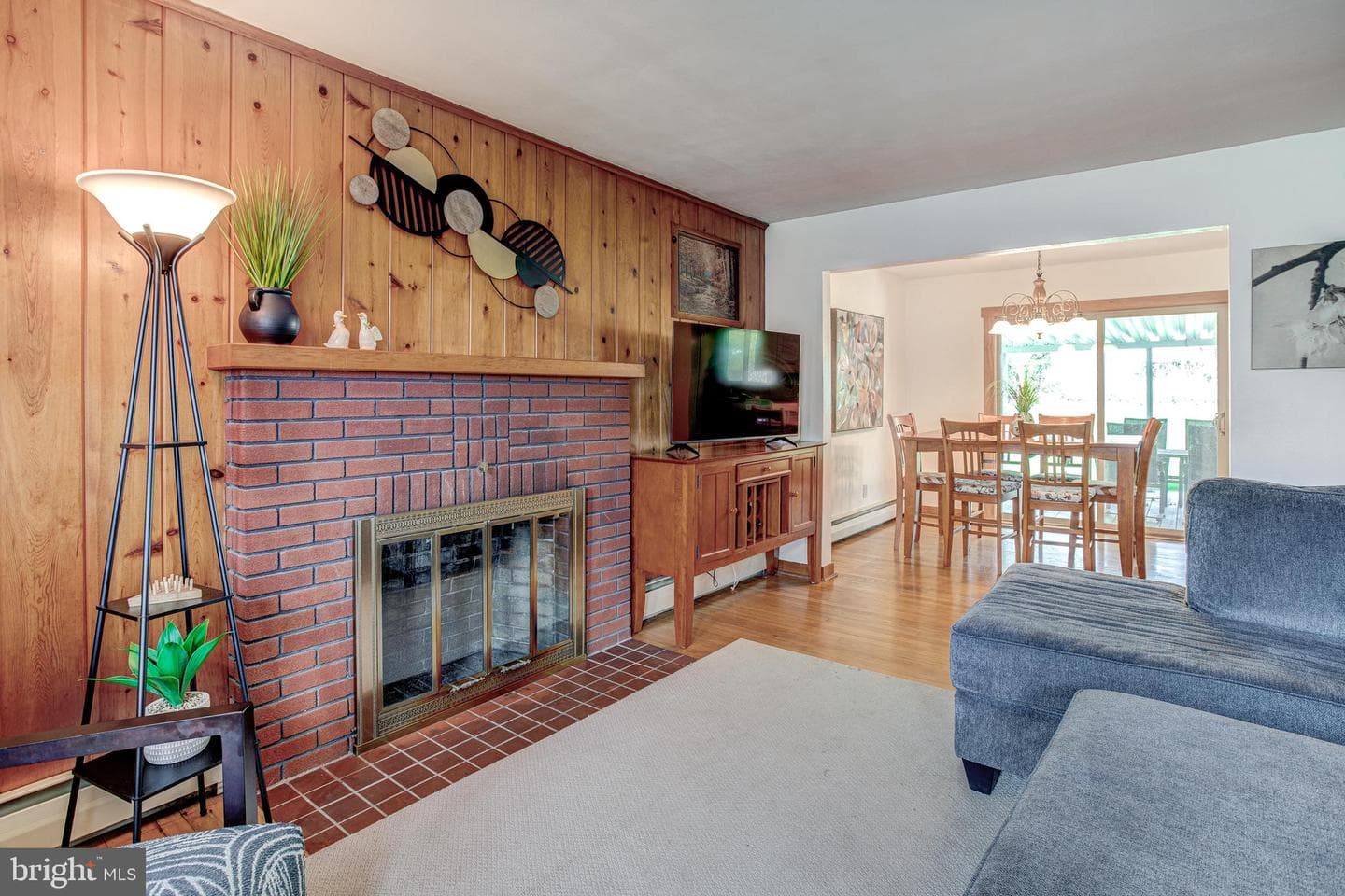 321 Kimport Avenue photo 8